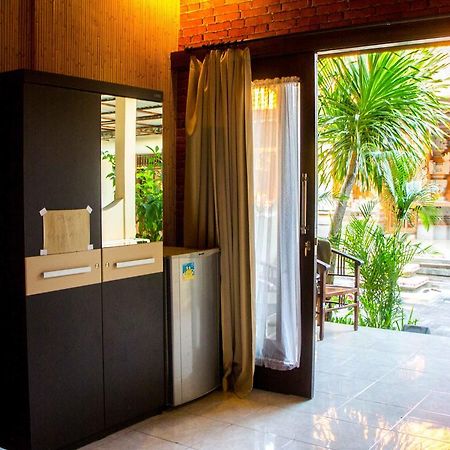 Leyeh Leyeh Homestay Canggu Extérieur photo